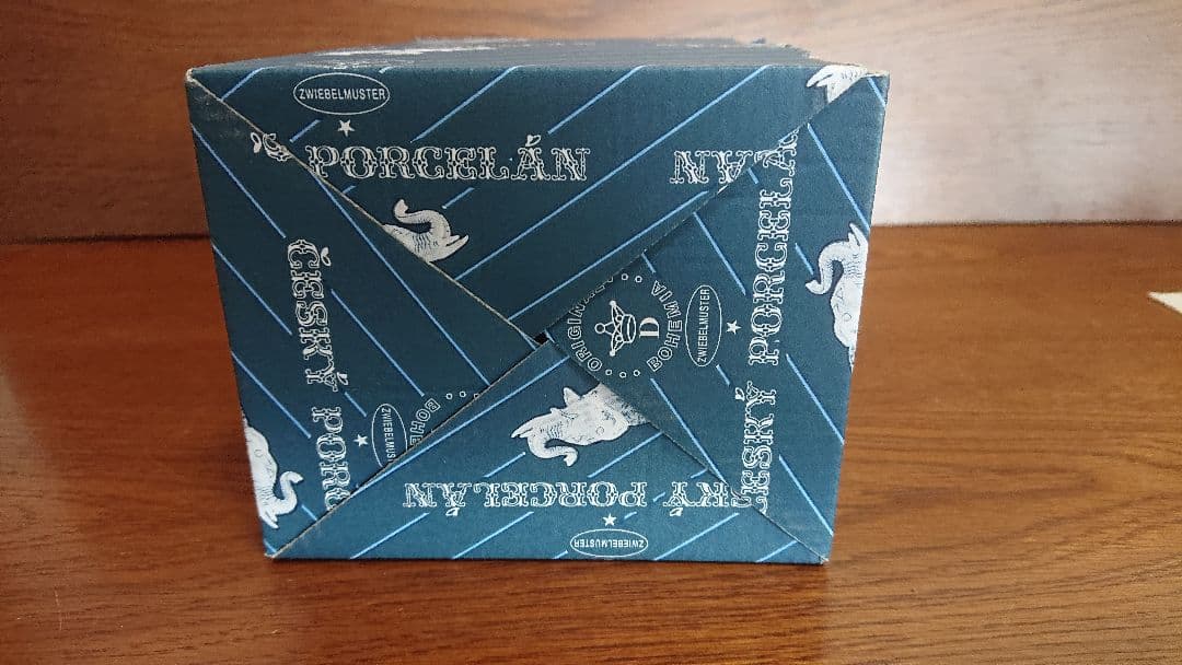 BOHEMIA Blue Onion ボヘミア ブルーオニオン 招き猫 貯金箱