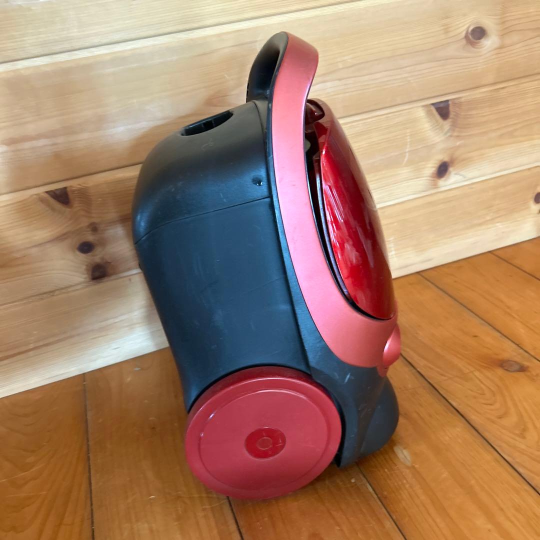 2019年製 東芝 掃除機 軽い　紙パック式 キャニスター型 VC-PH9-R