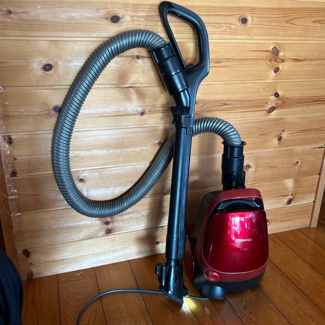 2019年製 東芝 掃除機 軽い　紙パック式 キャニスター型 VC-PH9-R