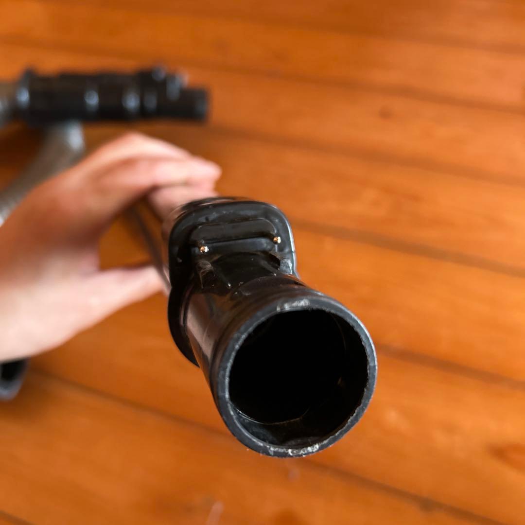 2019年製 東芝 掃除機 軽い　紙パック式 キャニスター型 VC-PH9-R