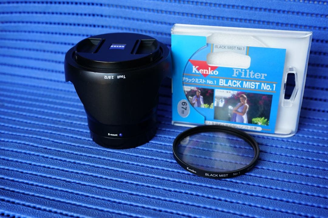 Carl Zeiss Touit 2.8/12mm Eマウントおまけ付き