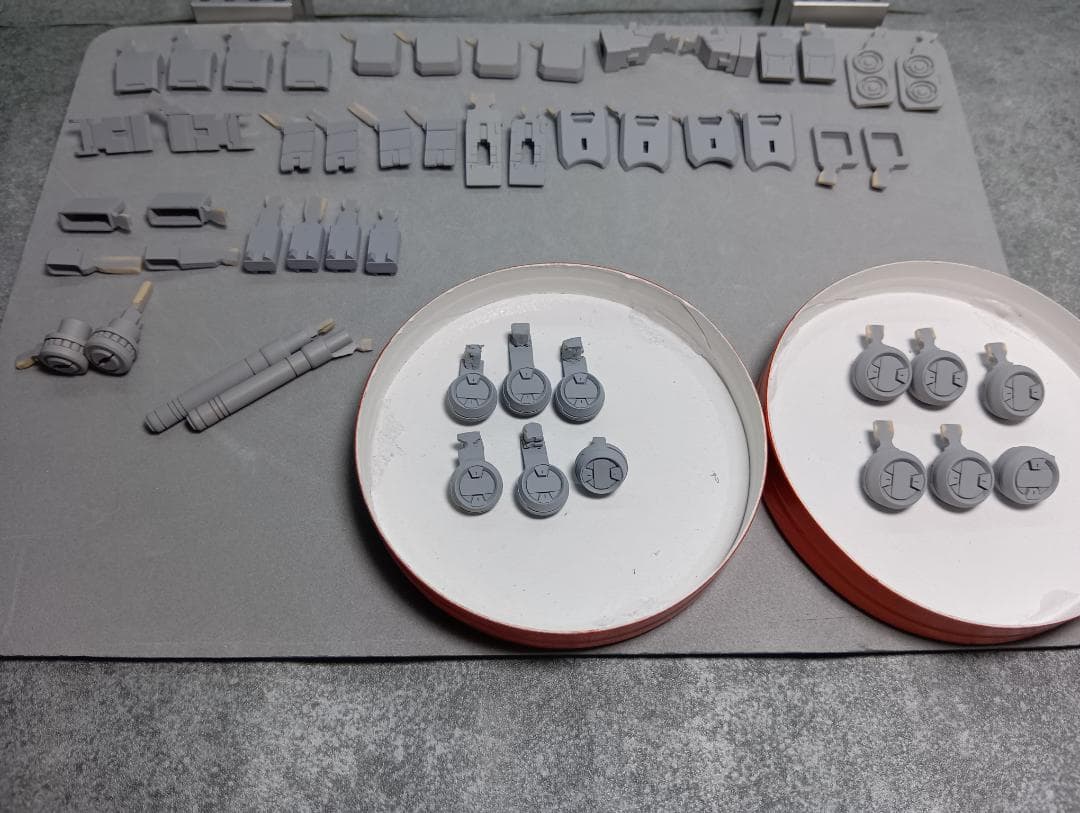 ガンダム ガレージキット 1/144 (HGサイズ)