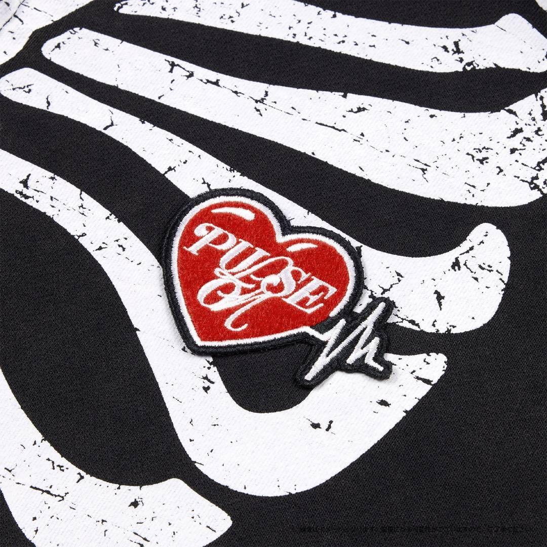 TREASURE PULSE ON ジップアップフーディー ブラック Lサイズ