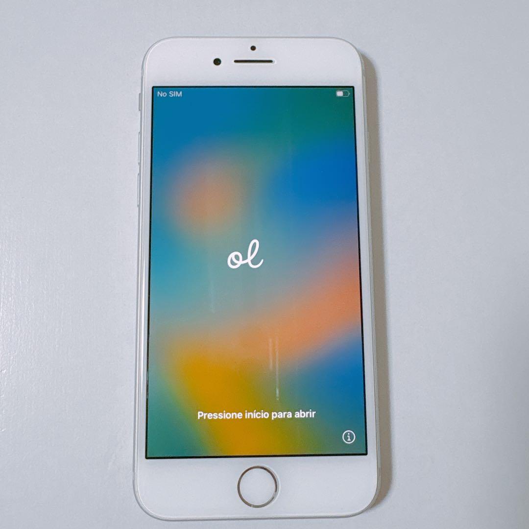 iPhone8 64GB 初期化済み シルバー ホワイト　バッテリー88%