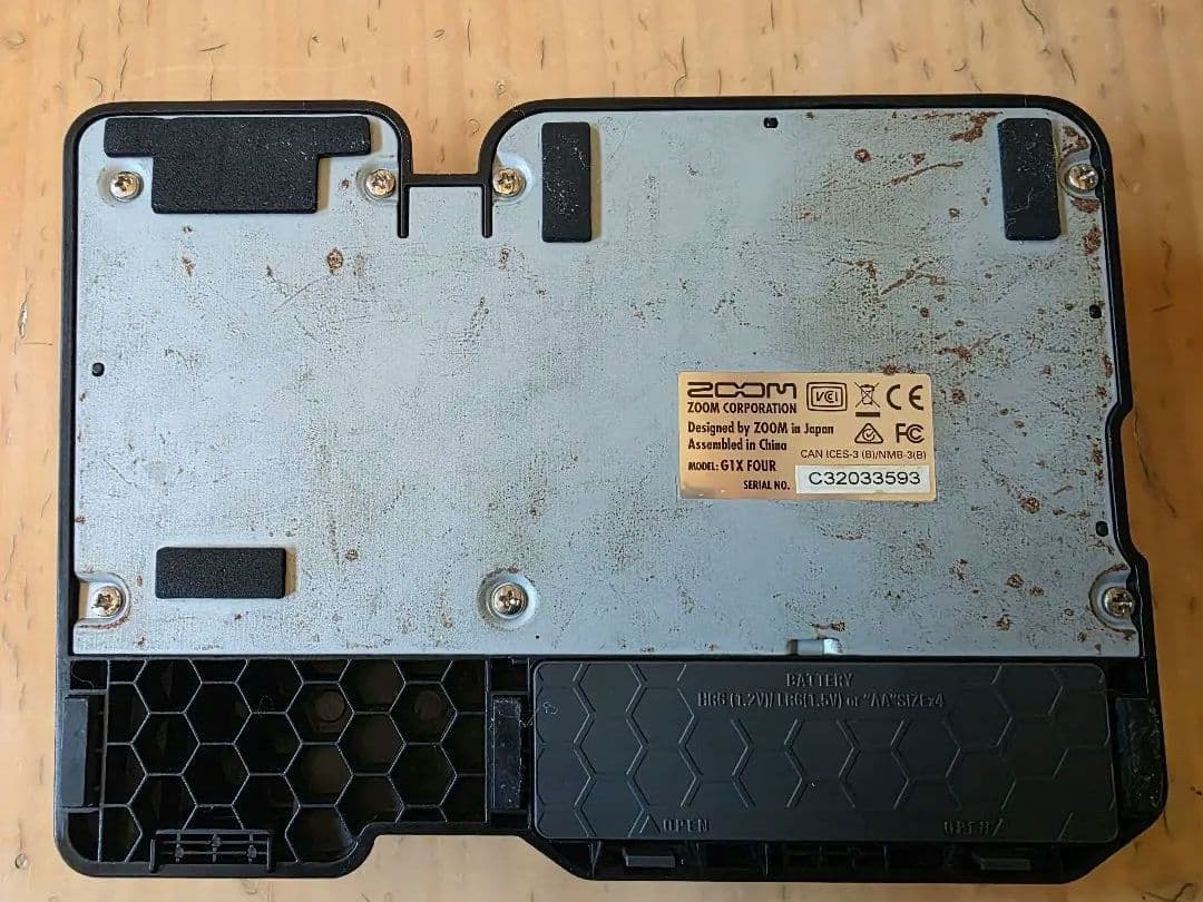 ZOOM G1X Four マルチエフェクトプロセッサー