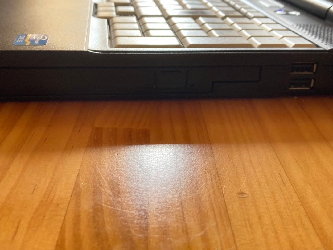 【訳あり】Fujitsu Lifebook 15.6インチ ノートPC