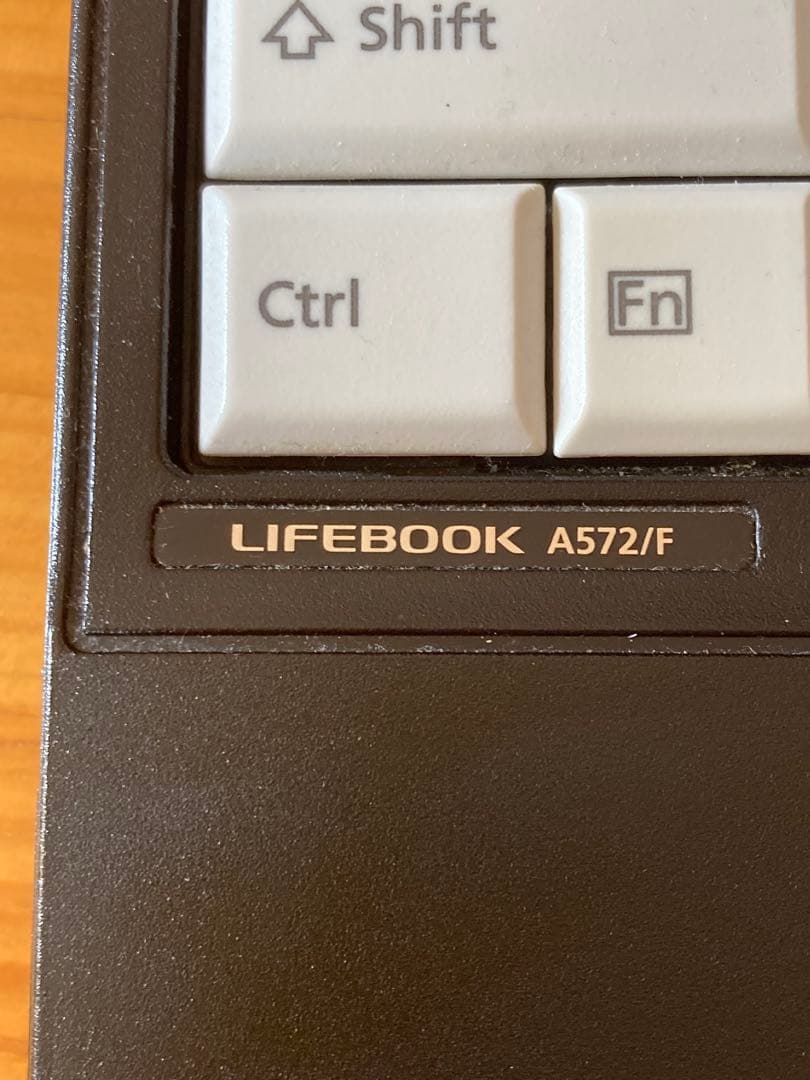 【訳あり】Fujitsu Lifebook 15.6インチ ノートPC