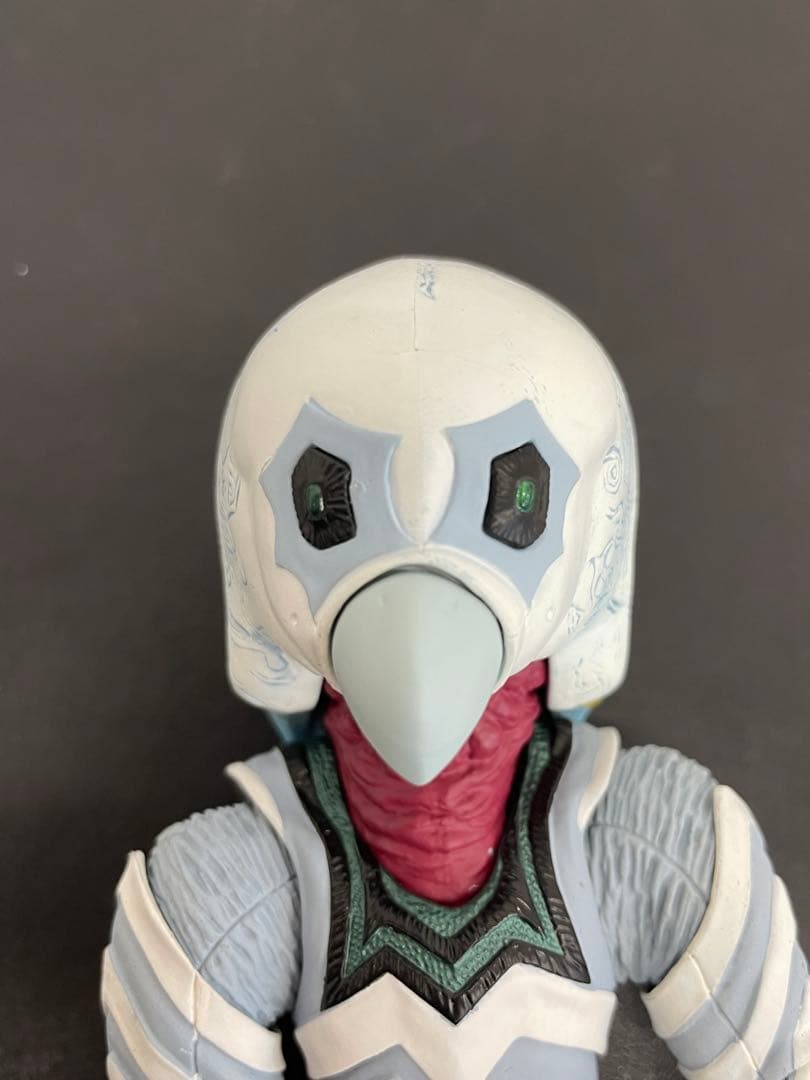 kntoy62-0339 S.H.Figuarts ウルトラセブン　ガッツ星人