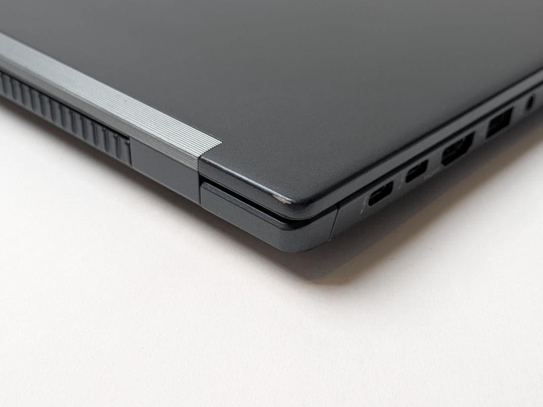 第11世代Core i5 Dynabook G83/HU 186