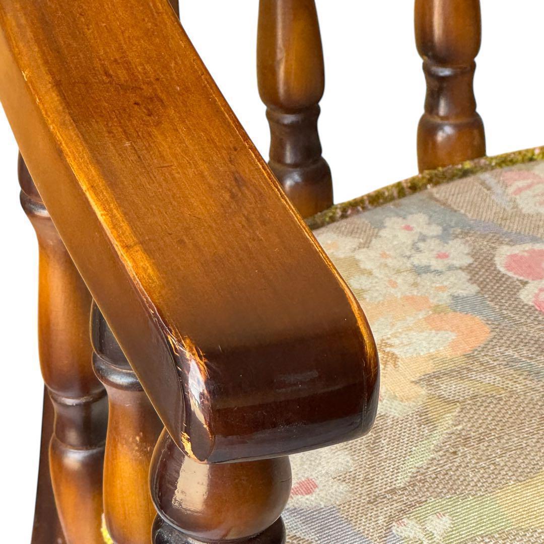 カリモク　コロニアル　アームチェア　ラタン　花柄