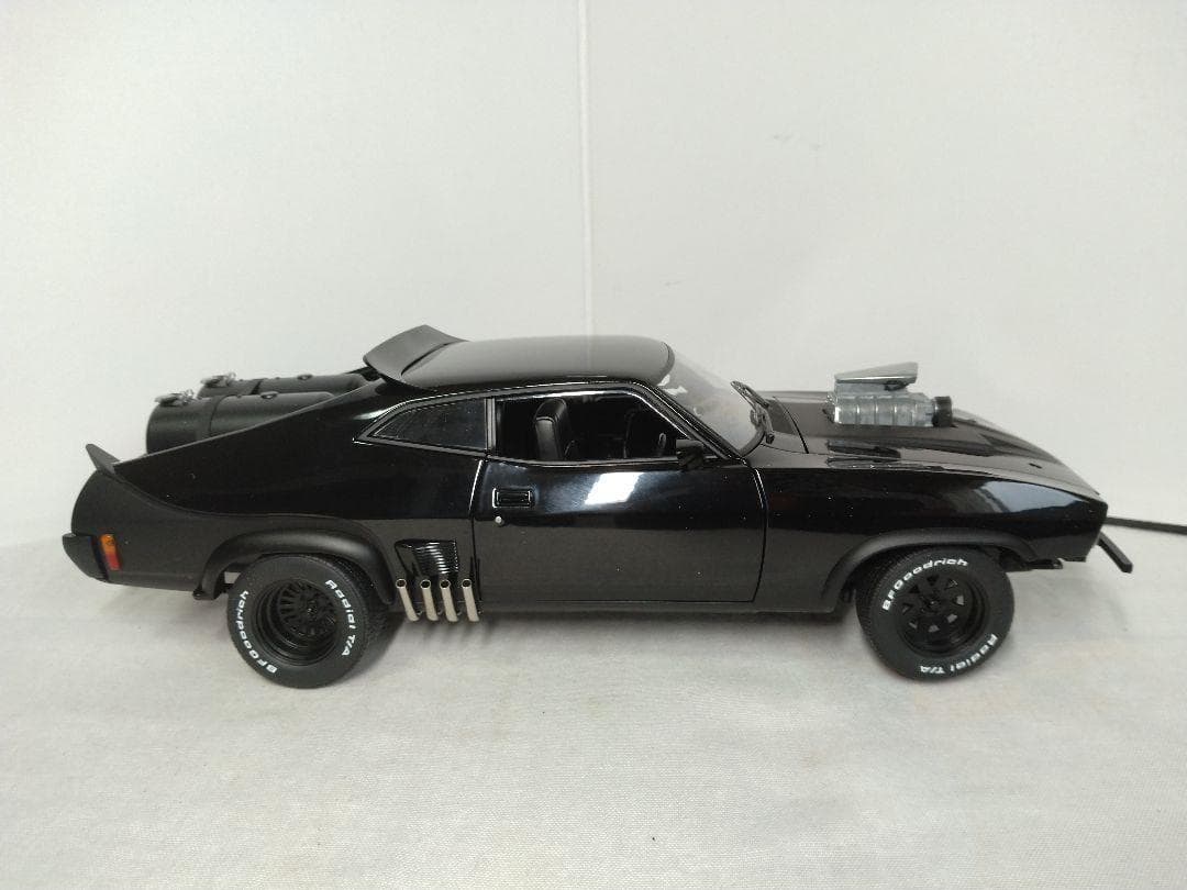 59　オートアート　1/18　マッドマックス2　The ROAD WARRIOR
