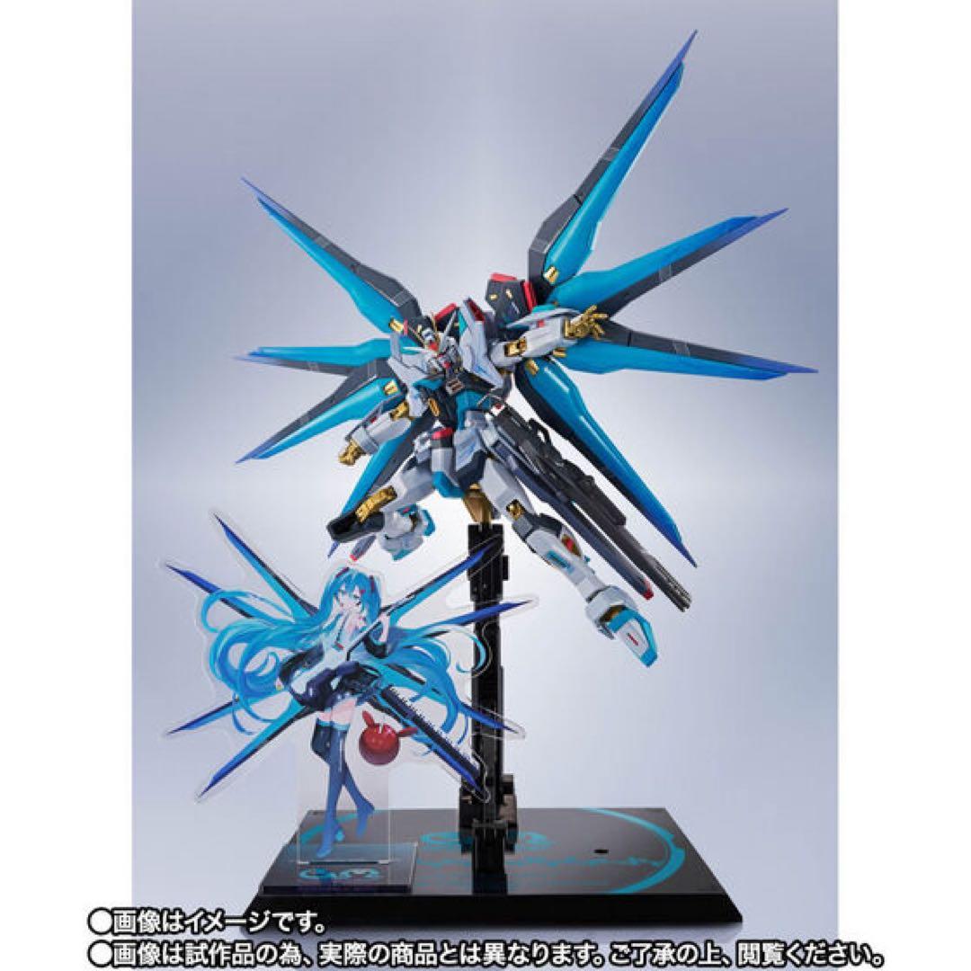 mo6　ストライクフリーダムガンダム弐式 初音ミク 2セット