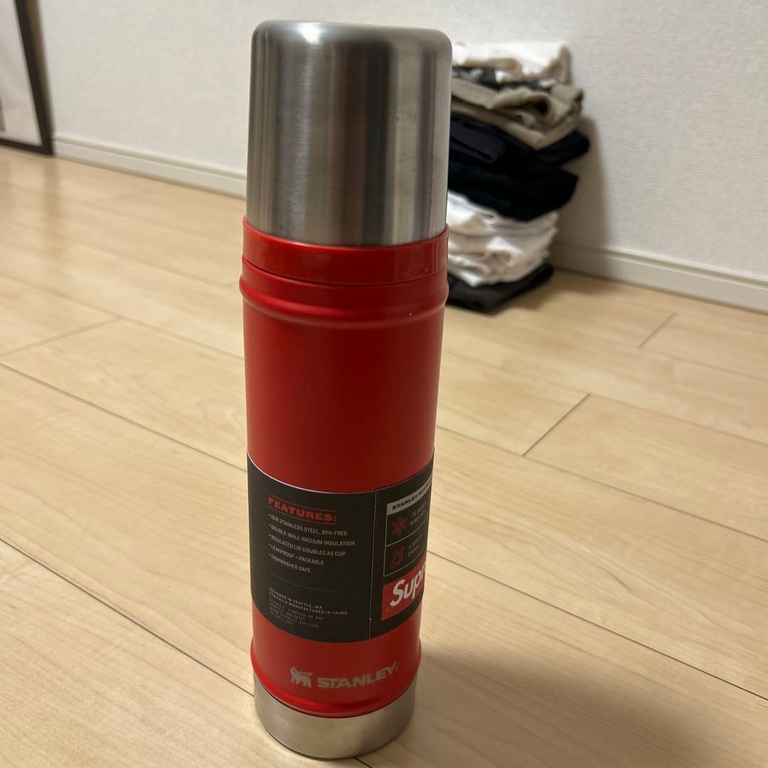 【supreme stanley 20 oz vacuum bottle 水筒】
