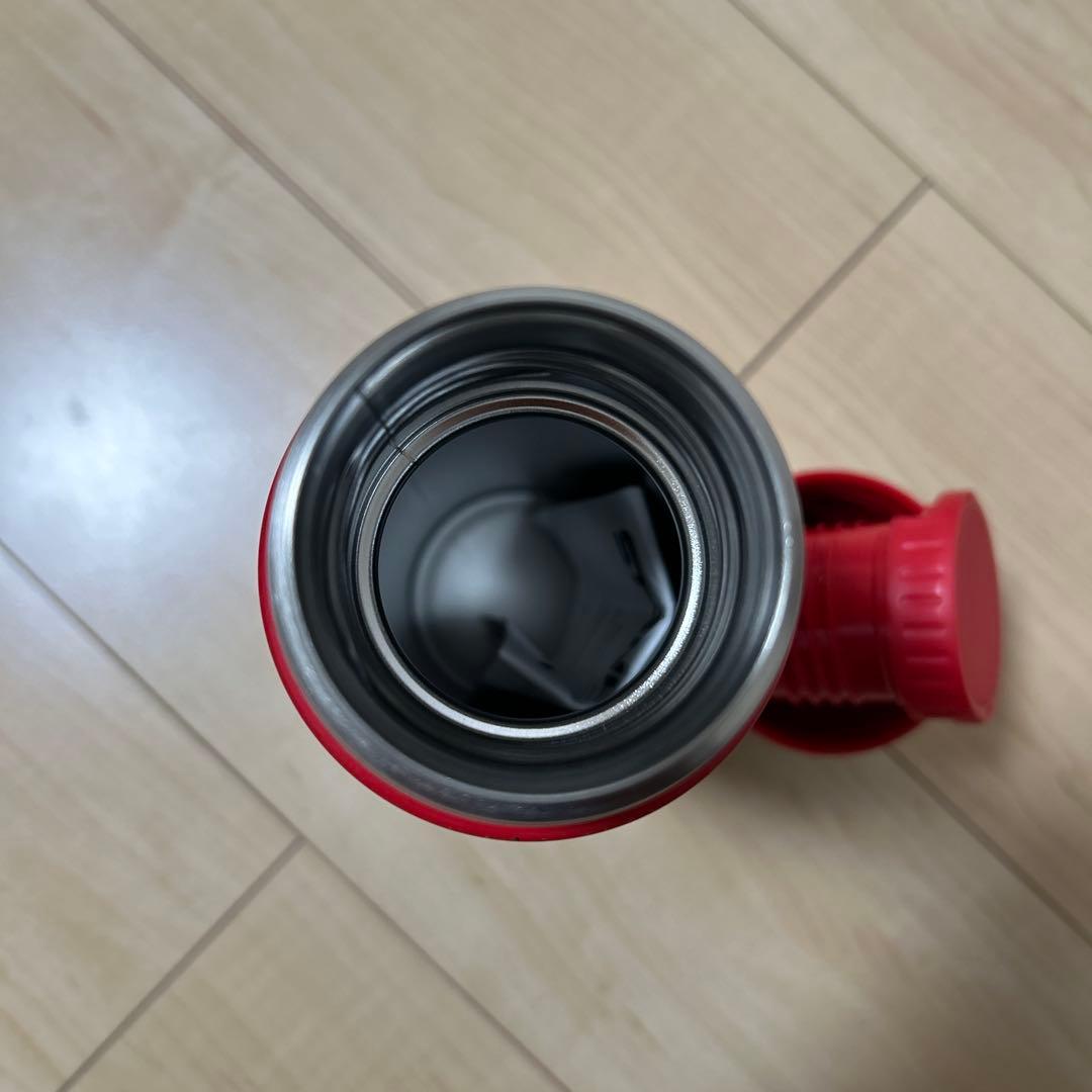 【supreme stanley 20 oz vacuum bottle 水筒】