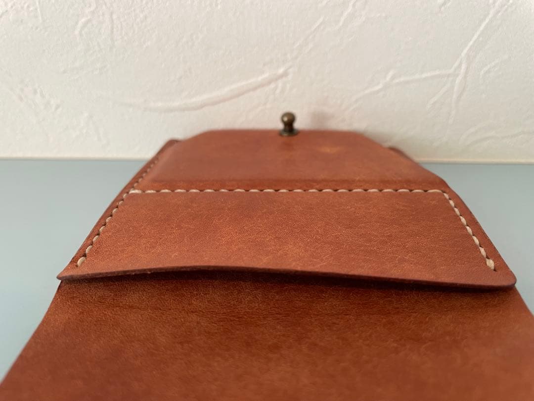 そこそこ 薄い 二つ折り財布