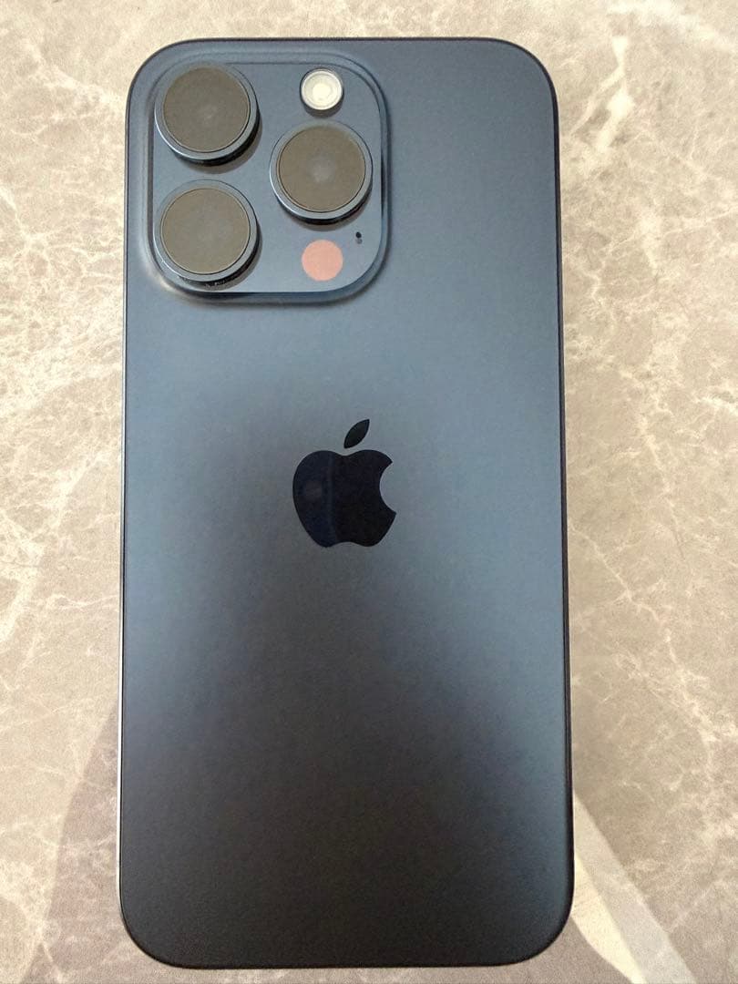 【極美品】iPhone15 Pro ブルーチタニウム128GB バッテリー90%