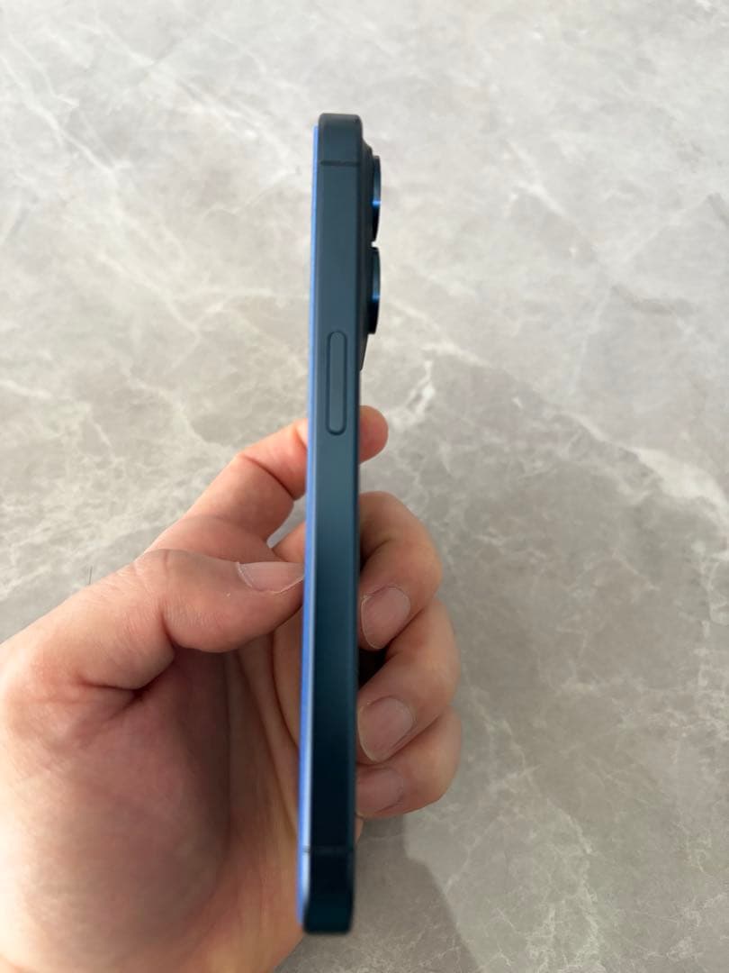 【極美品】iPhone15 Pro ブルーチタニウム128GB バッテリー90%