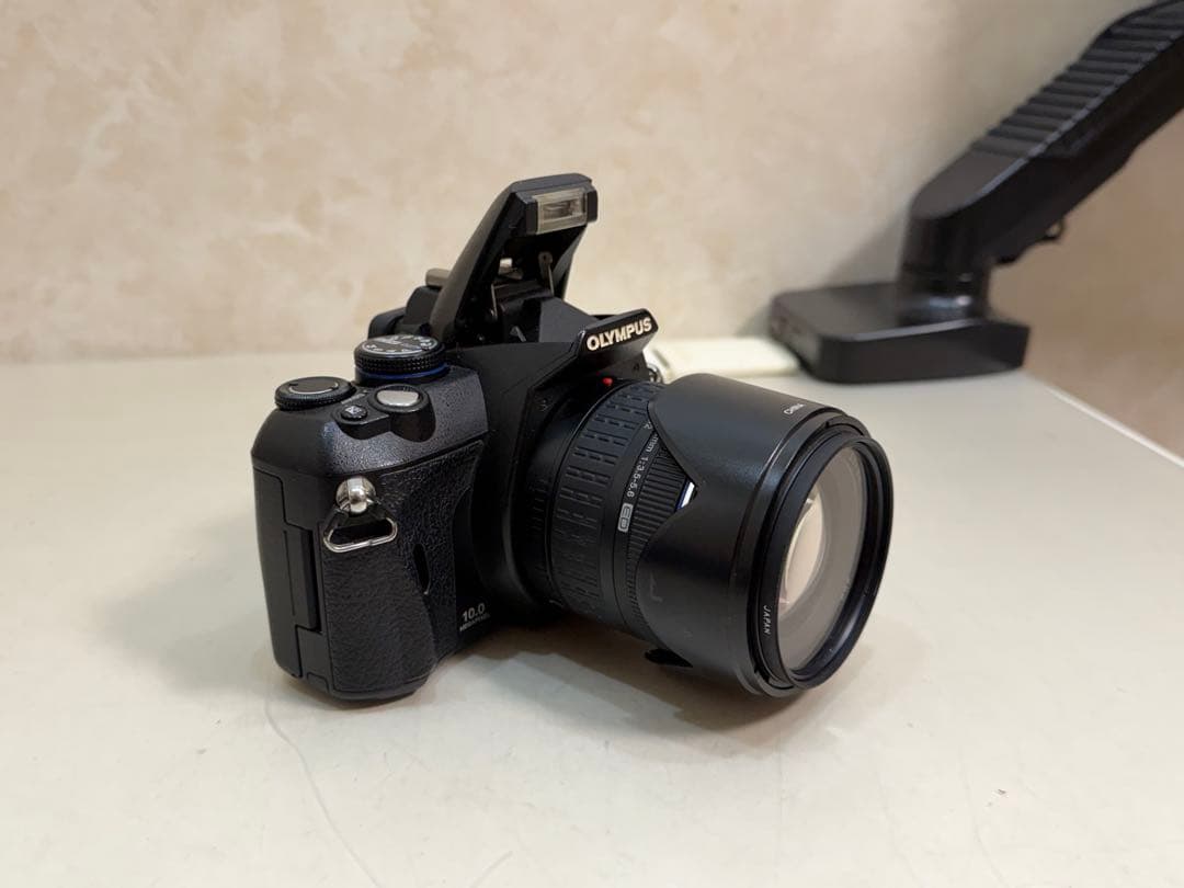 OLYMPUS E-420 メモリー2gbデジタルカメラ