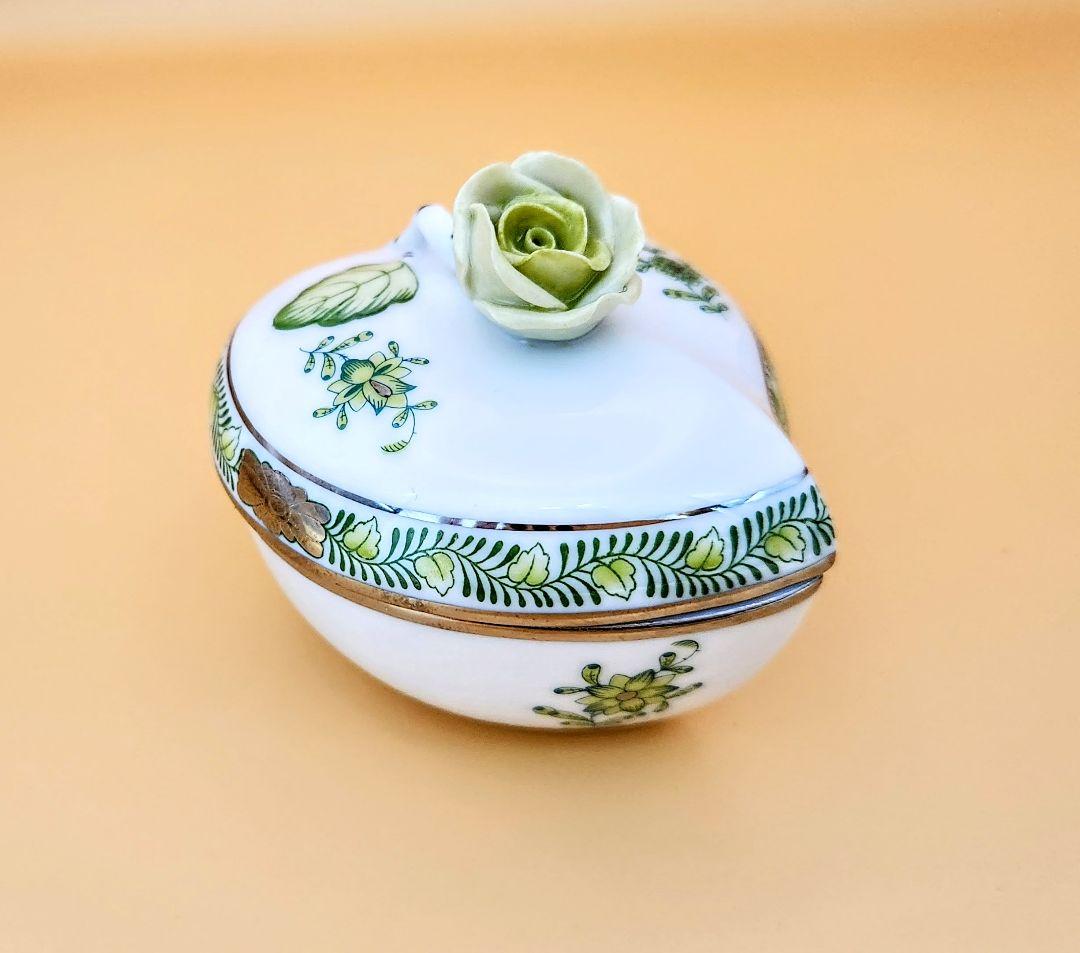 あろま　【ヘレンドインドの華ボンボニエール】＋【リヤドロ聖なる牛】