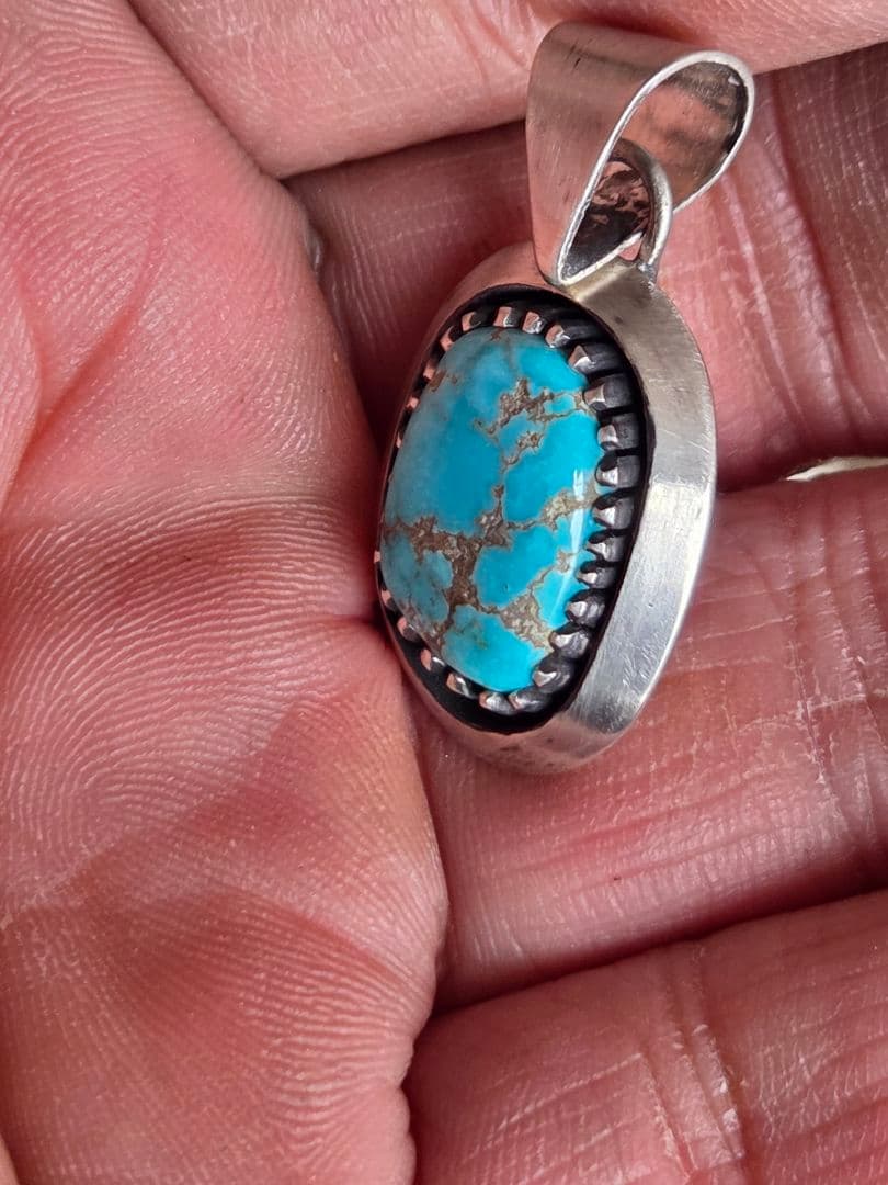 ローンマウンテン　ターコイズ　ペンダント　インディアンジュエリー風　ナバホ風