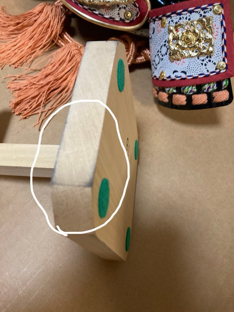 五月人形 兜飾りと飾り箱（櫃ひつ）