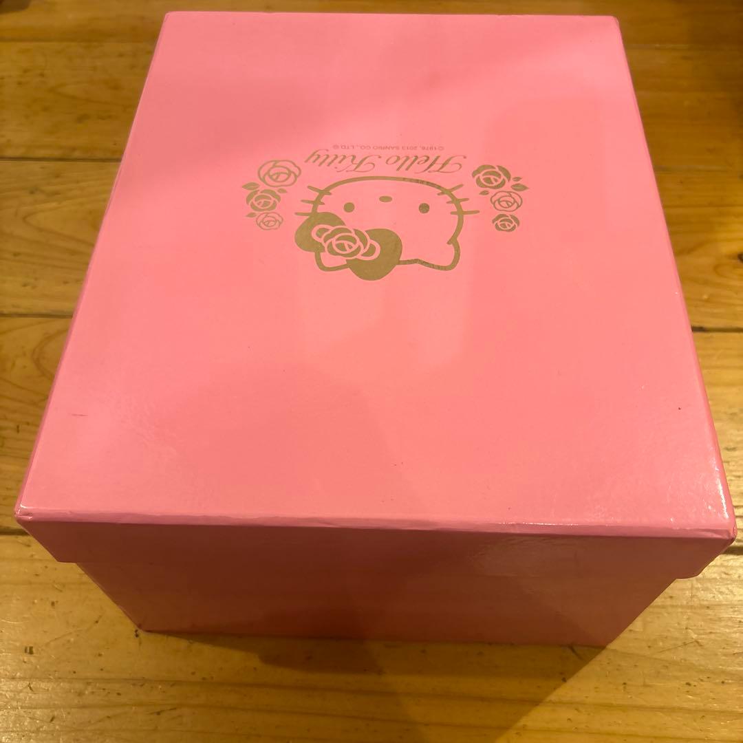 ハローキティ スパンコールぬいぐるみ