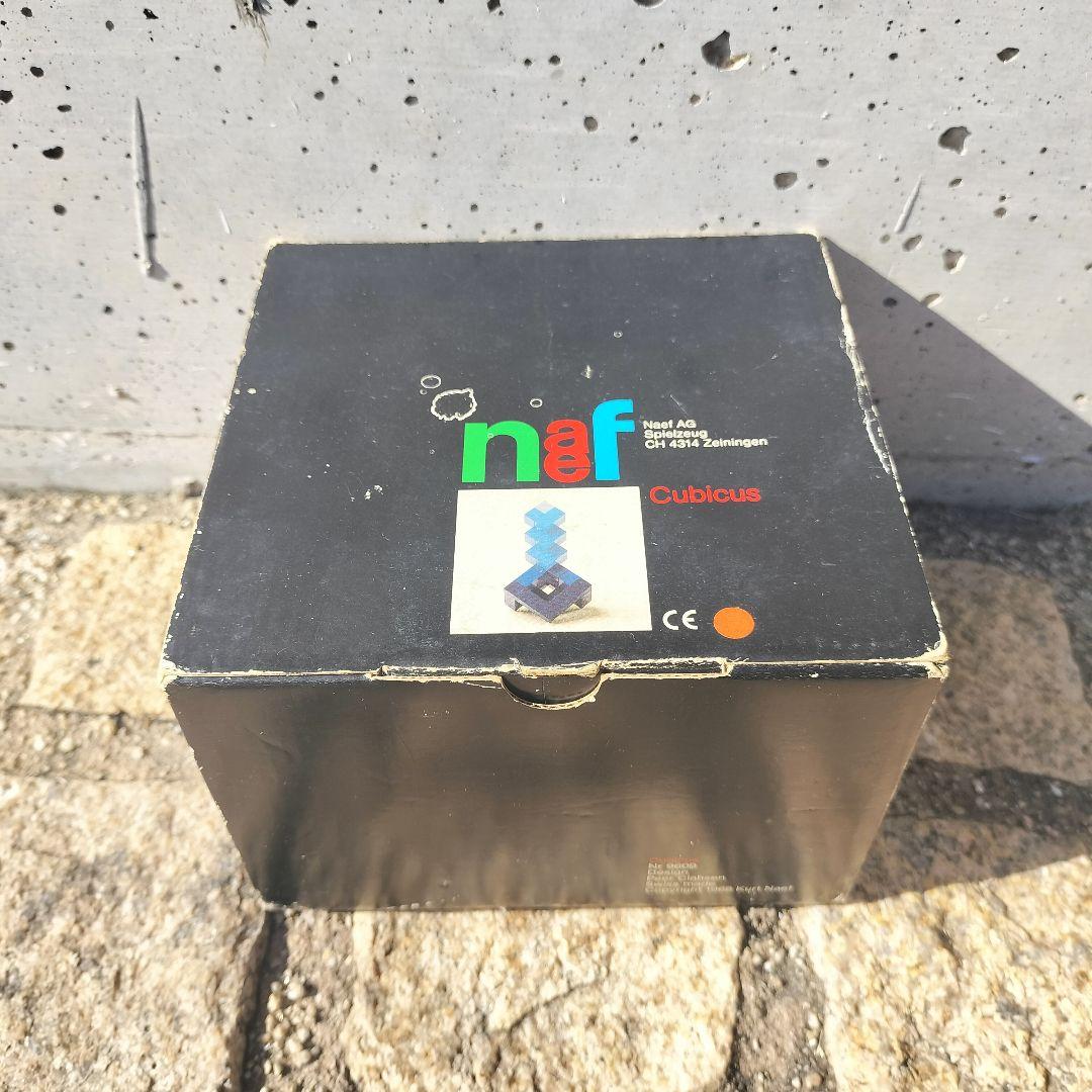 ネフ社　naef キュービックス cubicus 赤 red
