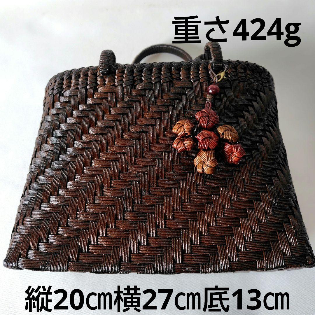 クラフトで作った山葡萄風濃淡の有るアンティーク調の網代編みかごバッグ