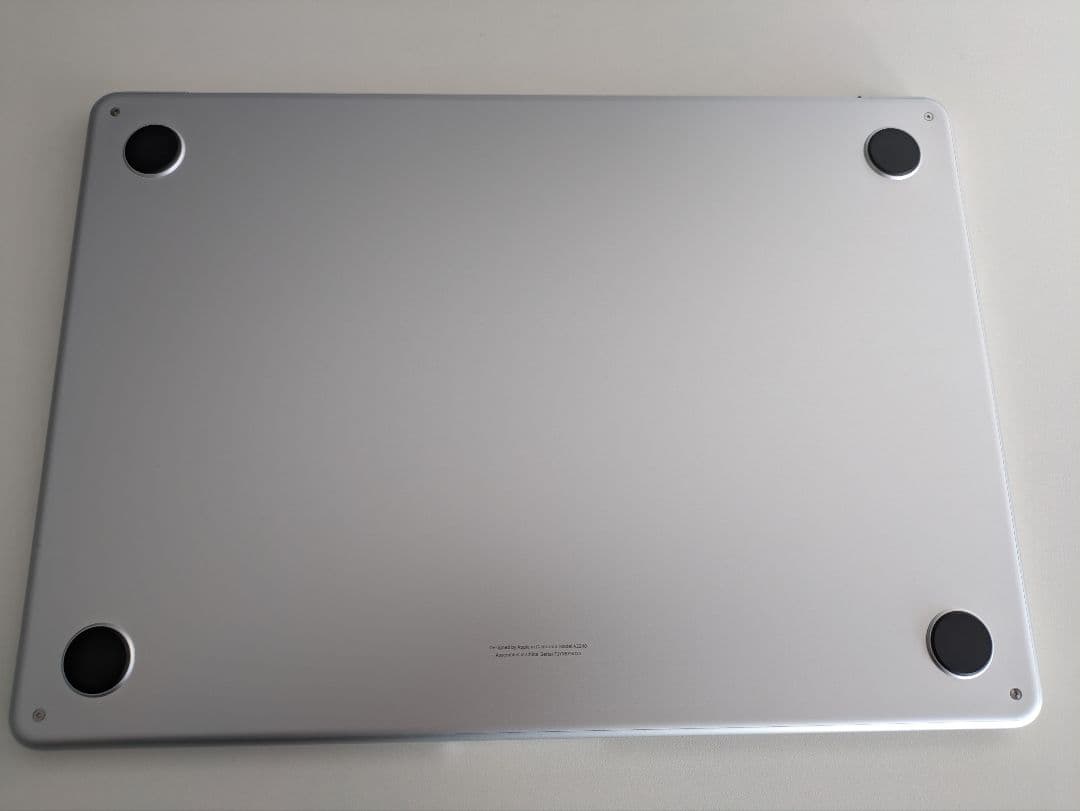 【新品同様】Mac Book Air 2025 M4 シルバー