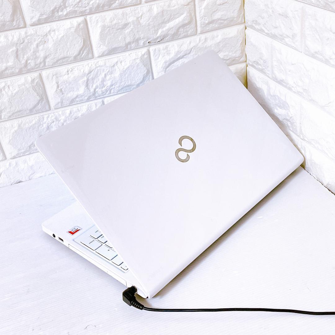 ノートパソコン Windows11 富士通 ノートPC YouTubeに最適