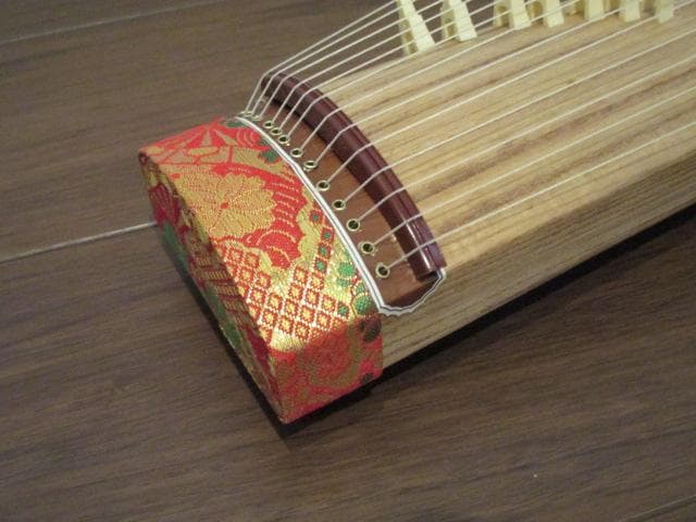 美品　 希少　逸品　ミニ琴　お琴　琴　13弦　和楽器 　弦楽器　箏　短琴　琴柱