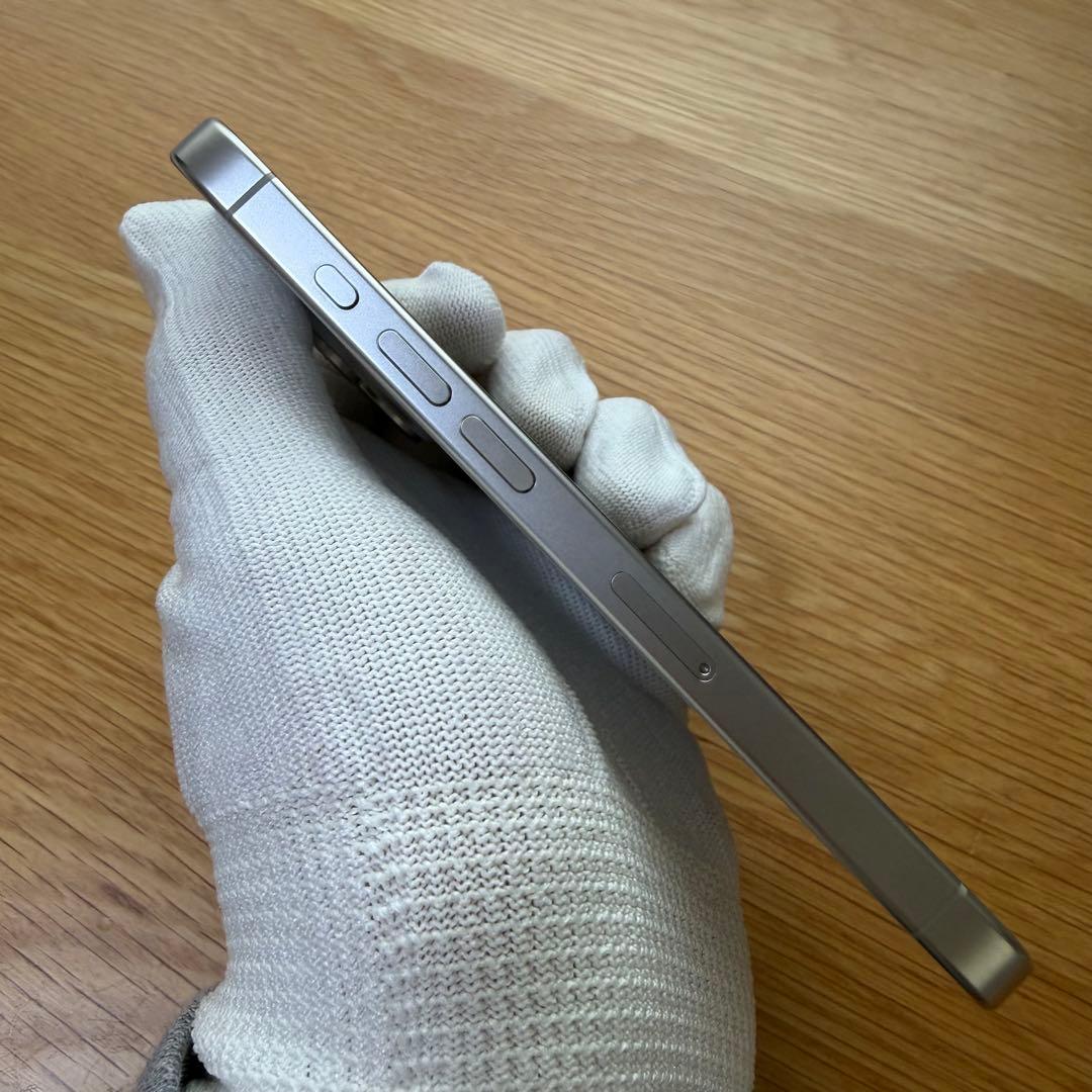 【美品】iPhone 15 Pro 1TB SIMフリー ホワイトチタニウム