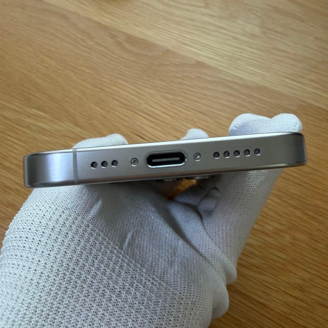 【美品】iPhone 15 Pro 1TB SIMフリー ホワイトチタニウム