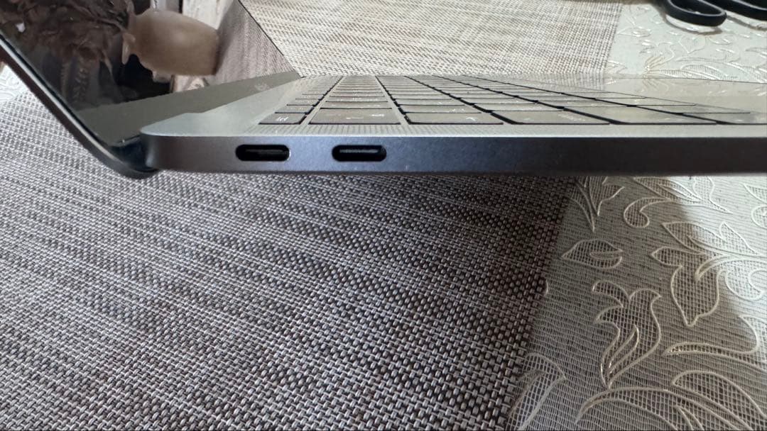 t*n様 MacBook Pro 13インチ 2017 32GB 256GB ジ