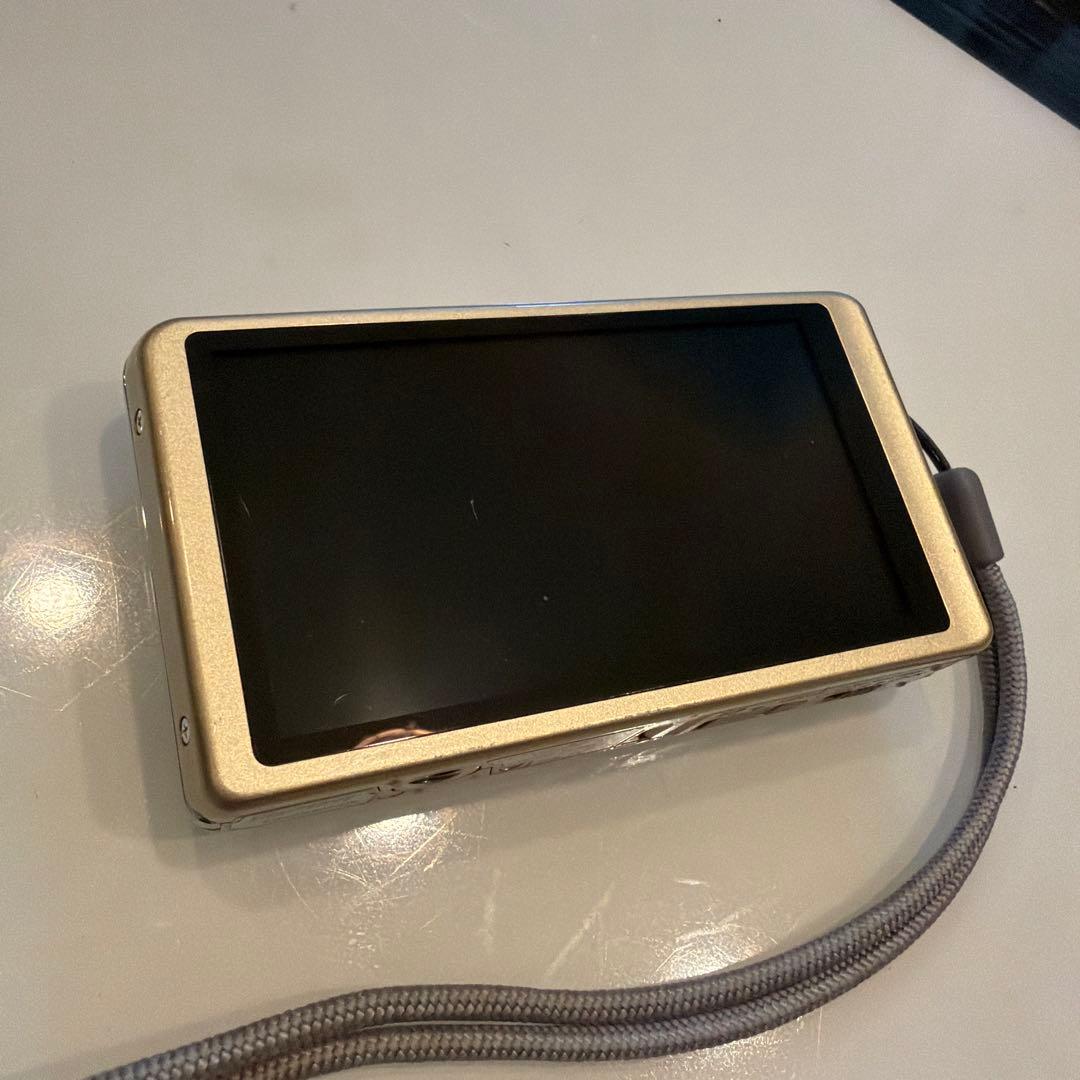 Panasonic LUMIX DMC-FX77 ゴールド