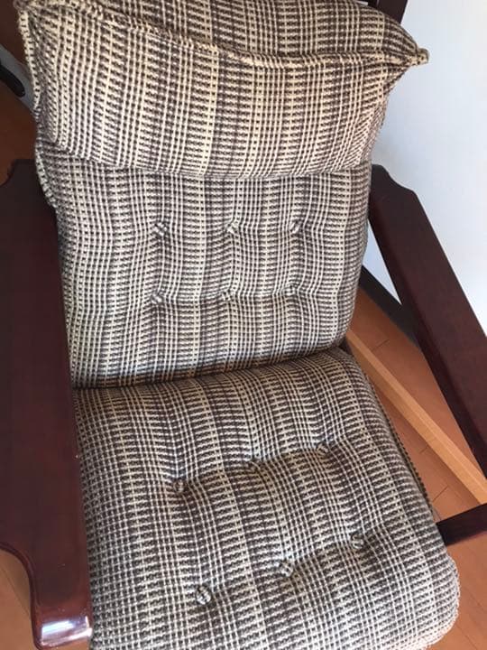 カリモクの1人用チェア