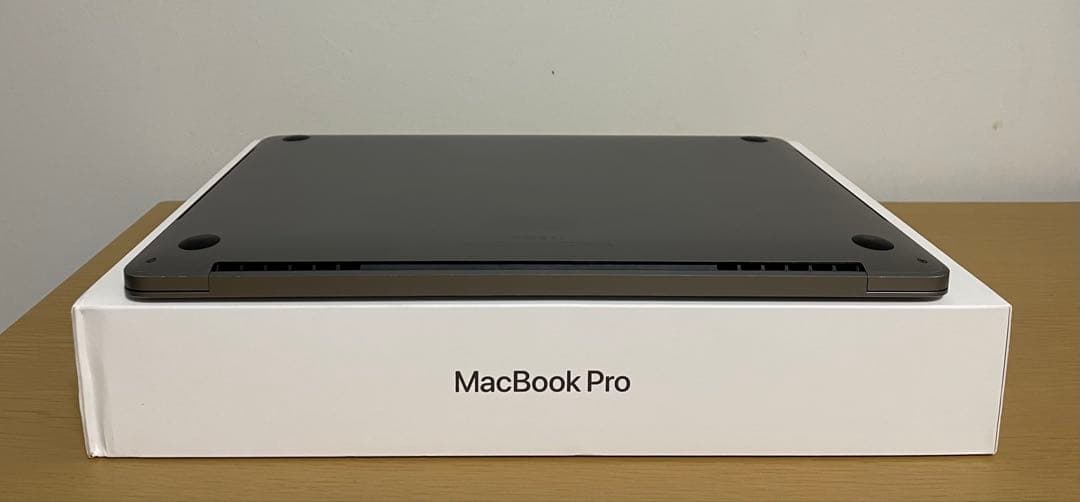 MacBook Pro 2020 TouchBar付き