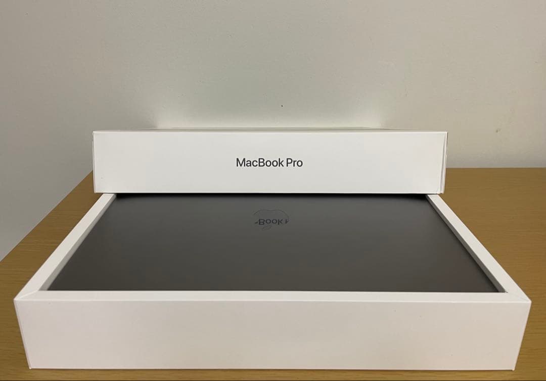 MacBook Pro 2020 TouchBar付き