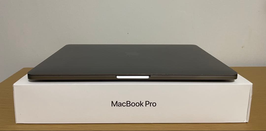MacBook Pro 2020 TouchBar付き