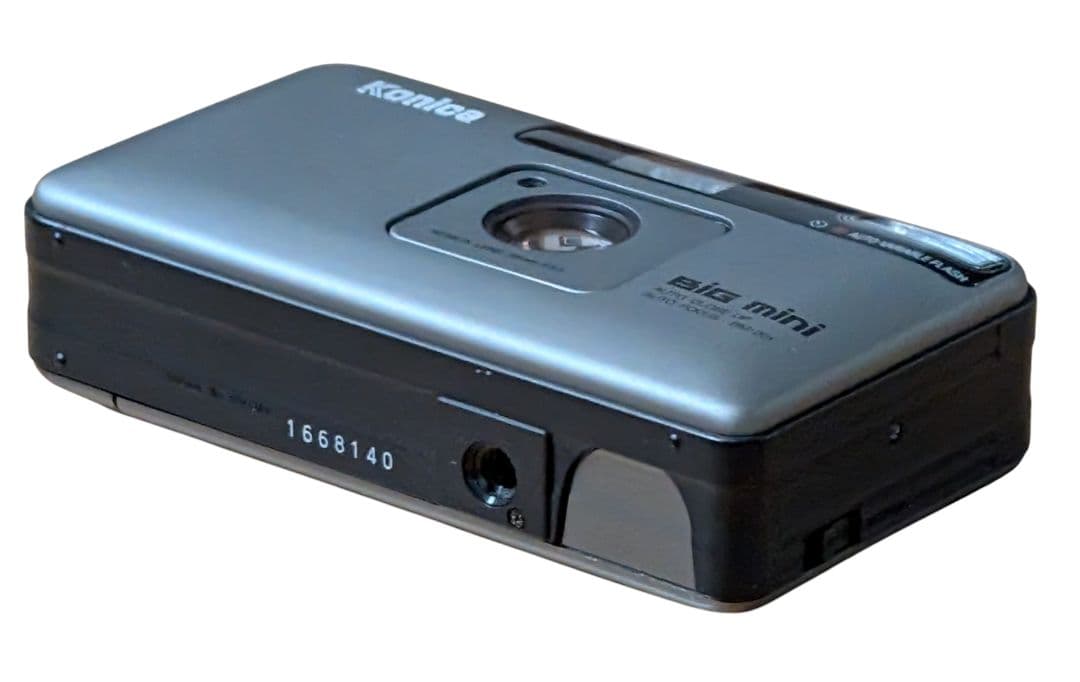 n  コニカ BIG mini BM-201 コンパクトフィルムカメラ