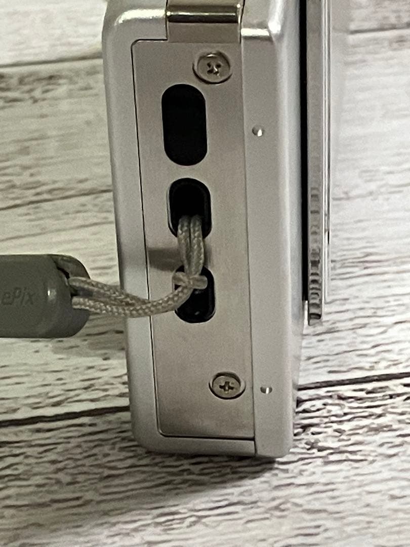 FUJIFILM FinePix Z5 コンパクトデジタルカメラ