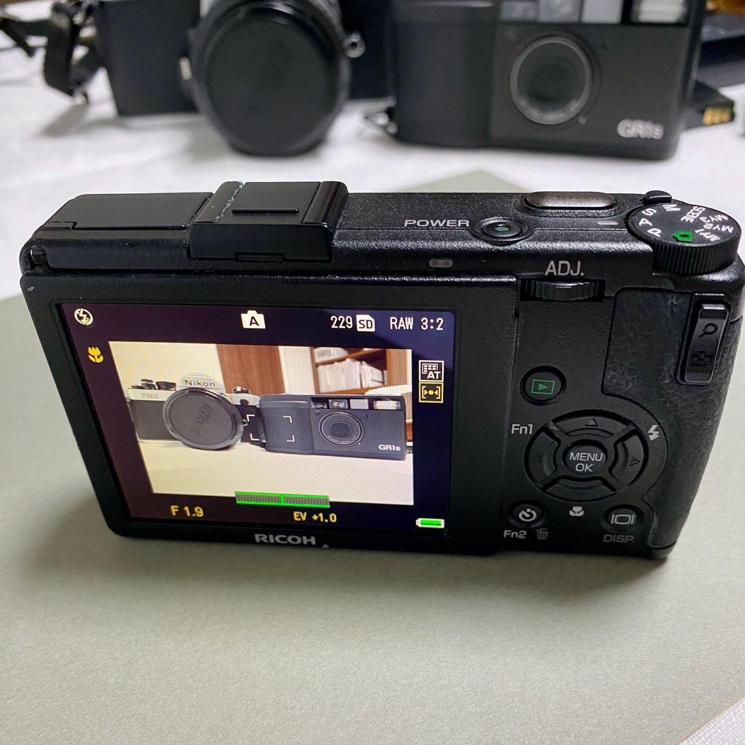 RICOH GR DIGITAL III コンパクトデジタルカメラ　完動品