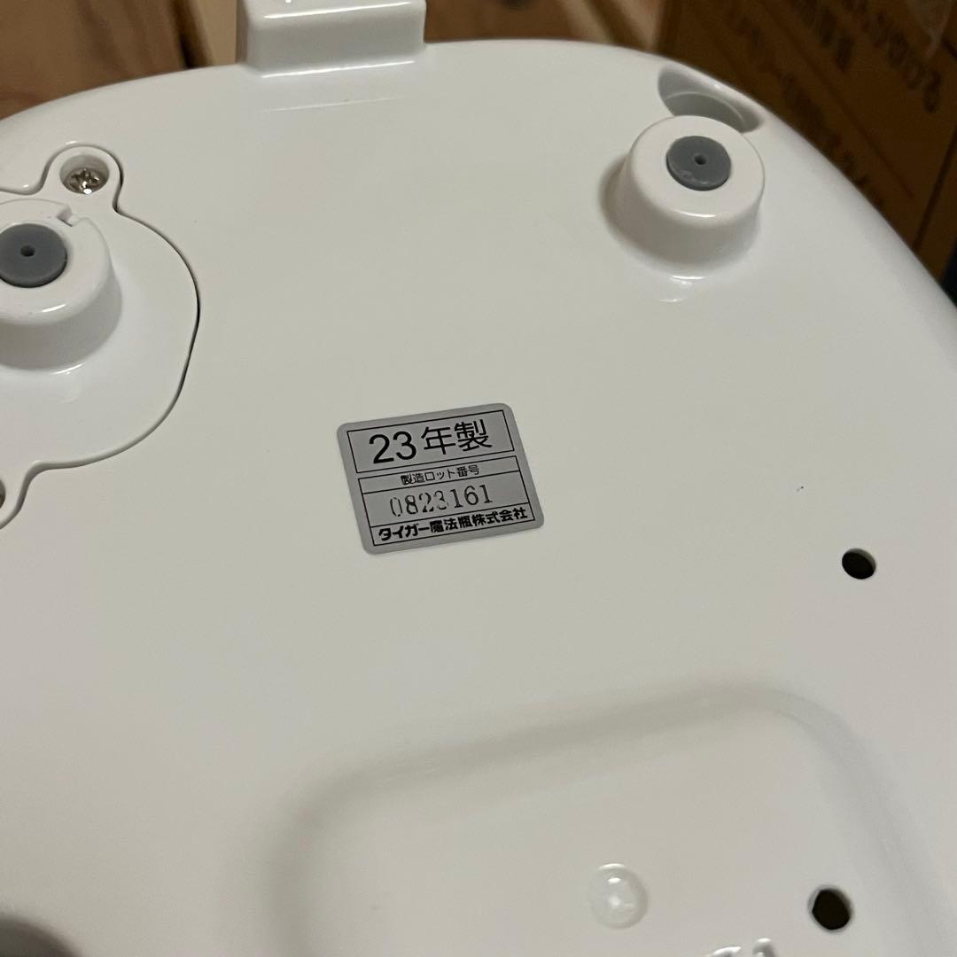 タイガー魔法瓶 炊飯器 1升(10号炊) JBH-G181W 2023 年製