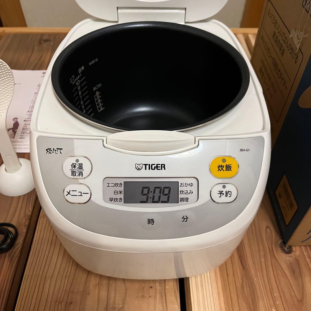 タイガー魔法瓶 炊飯器 1升(10号炊) JBH-G181W 2023 年製