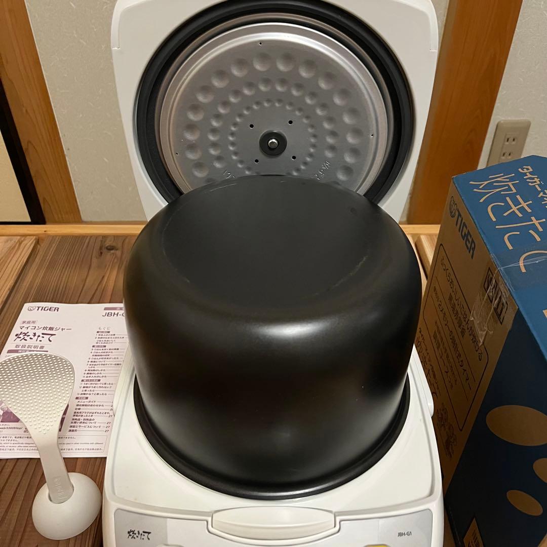 タイガー魔法瓶 炊飯器 1升(10号炊) JBH-G181W 2023 年製