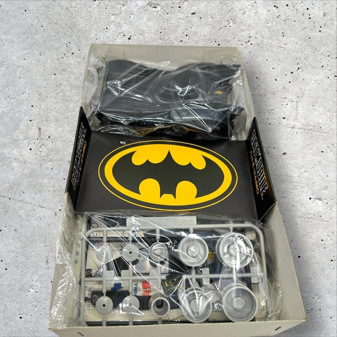 アオシマ　 バットモービル 4WD モーター付 BATMOBILE　バットマン