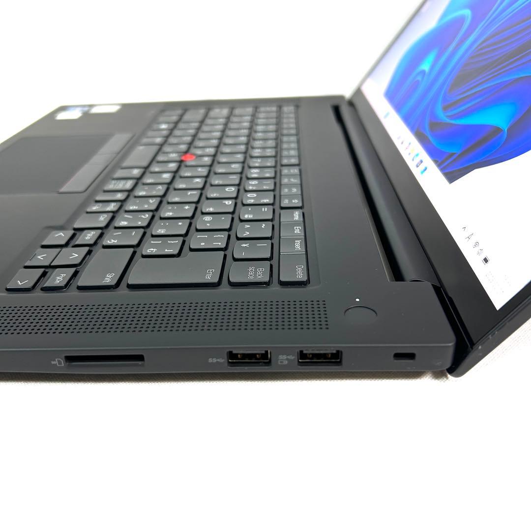 超美品 Lenovo ThinkPad P1 Gen4 Xeon 32GB 4Ｋ