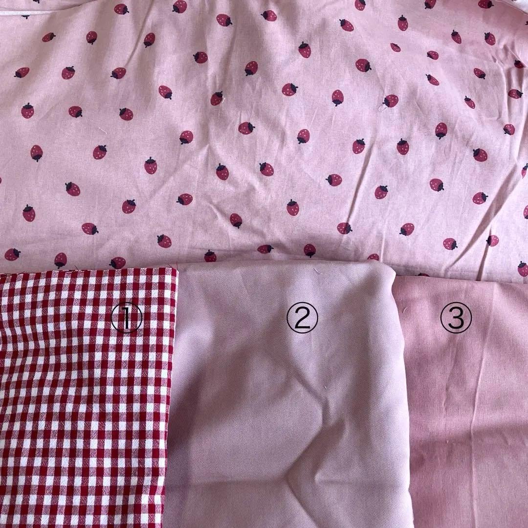 フラップ付き　レッスンバッグ　いちご　ピンク　ストロベリー　蓋付き ミルクラテ