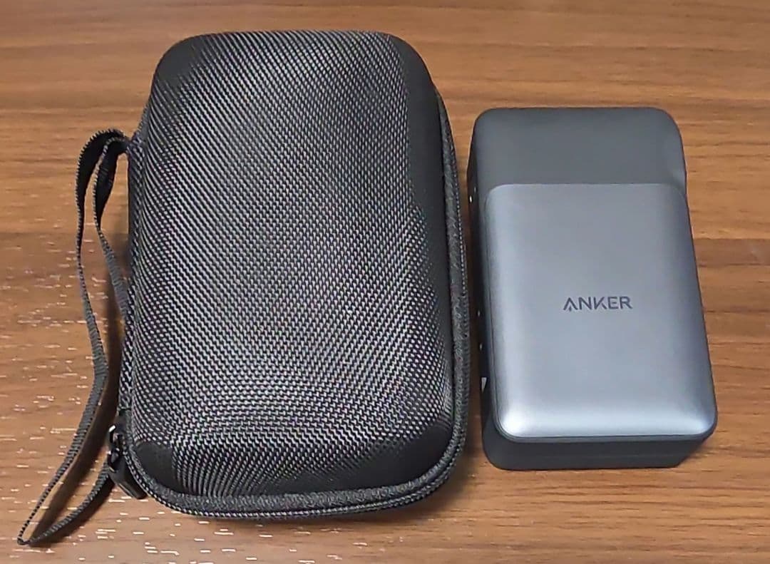Anker 733 Power Bank 及びケースとケーブルセット