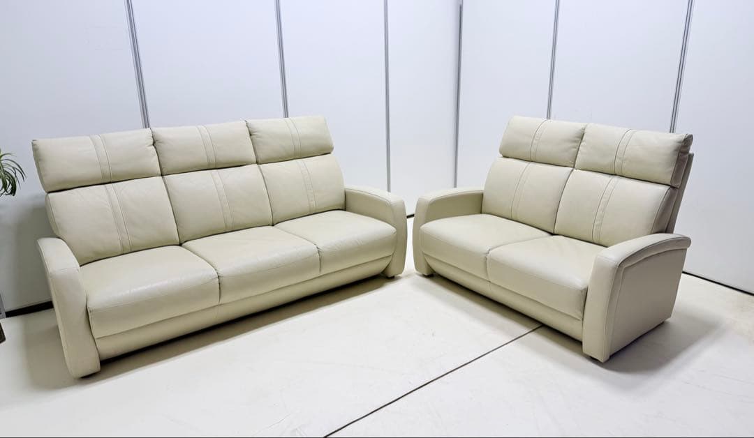 ニトリ　クリーム色 5人掛け レザー ソファ　2点セット